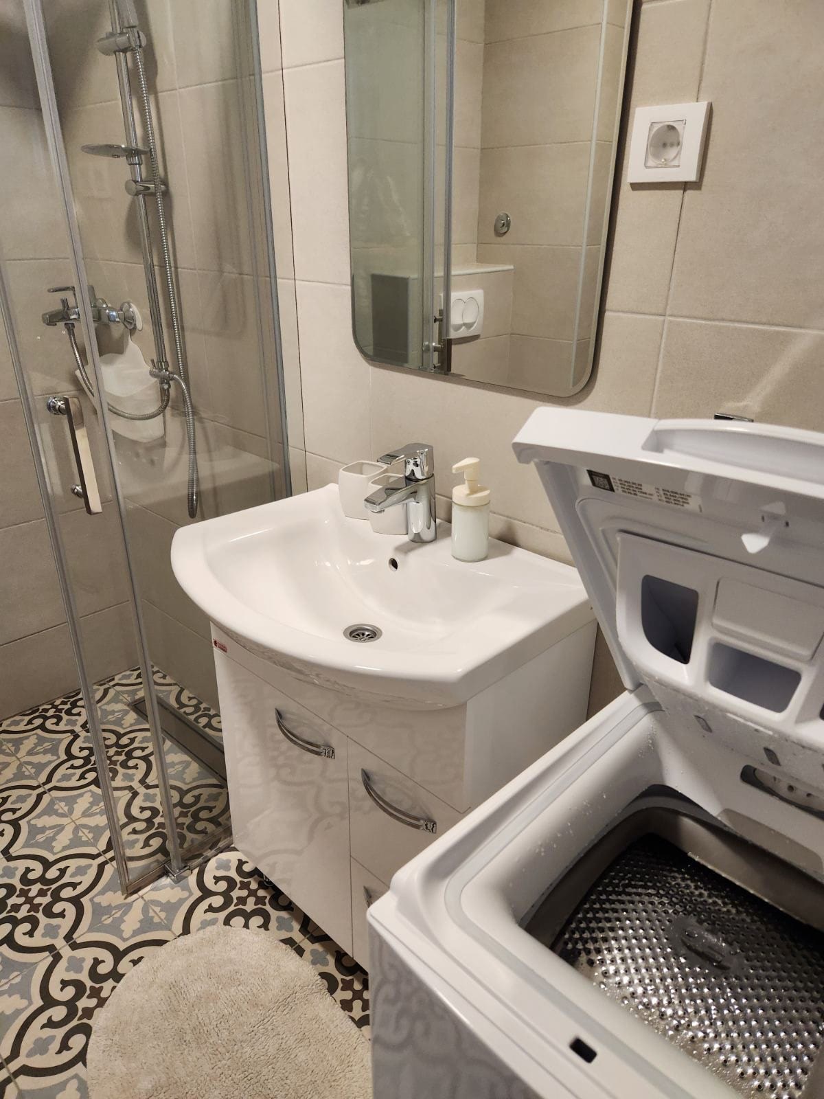 placeholder image-sq